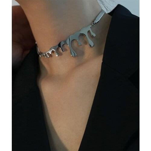 COWBREAD Personality Necklace for Women Clavicle Titanium Steel Necklace Short Cold Wind Niche Design Womens Jewelry