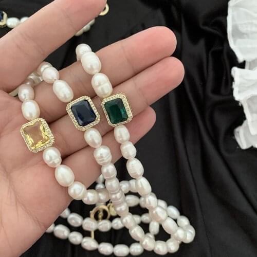 COWBREAD Retro Women Necklace Baroque Pearl Choker Angel Fritillary Necklace Temperament Neck Trend Jewelry