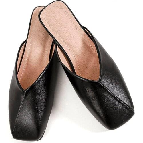 Women Outdoor Sandals Fashion Toe-covered Leather Slippers Solid Color Ladies Party Mule Shoes Pretty Casual Indoor Slides