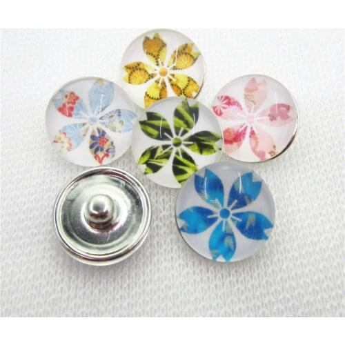 20pcs/lot Mix Glass Five Leaf Flower Snap Buttons Diy 18 mm Snap Jewelry Pendants Bracelet&Bangles Snap Charms