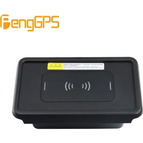 Qi Car wireless charger for Honda CR-V 2017-2018 For iPhone Xs Max Xr X Samsung S10 S9 Infrared Fast Phone Holder