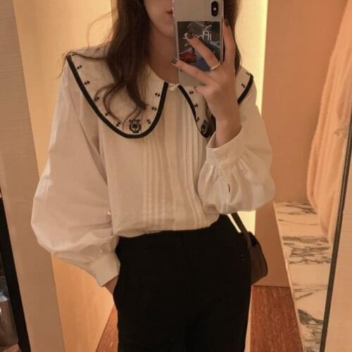 Spring and autumn new embroidery doll collar college wind pressure pleated wild puff sleeve blouse female