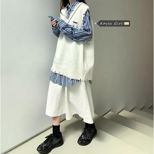 Women Sweater Vest Spring and Autumn Sleeveless Jacket V-neck Pullover Sweater Vest Womens Loose Vest