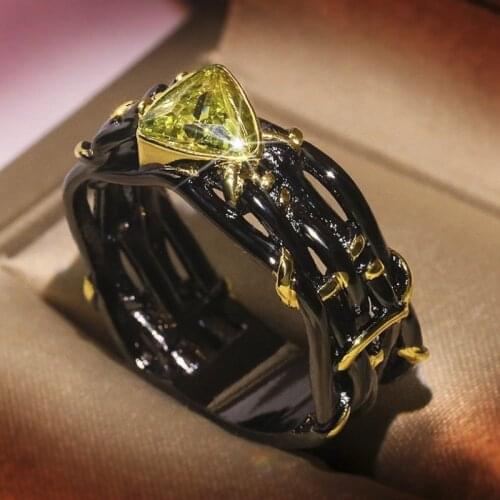 Wholesale European and American Style Elegant Creative Branch Triangle Olive Green Inlaid Crystal Female Ring for Women Jewelry