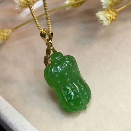 18k gold-encrusted and Tian Yu-Yu old spinach green peanut pendant