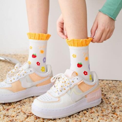 Women Socks Heart Flower strawberry Pattern Prints Loose Socks Cotton Short Ruffle Socks Cute Sexy Harajuku Sock Woman White Sox