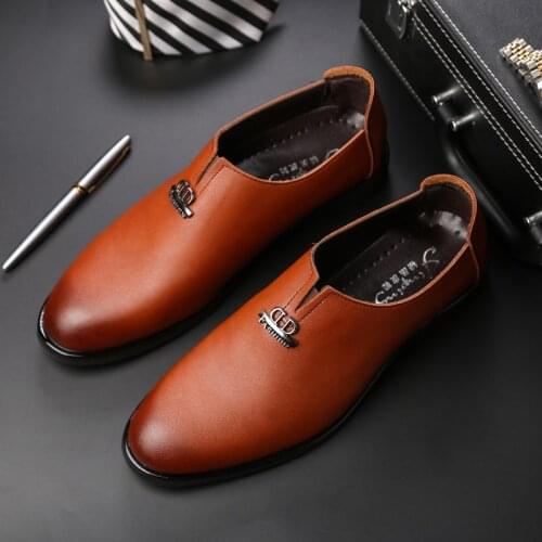 Fashionable mens shoes 2019 autumn new sale classic business casual leather shoes shoes without laces non-slip waterproof