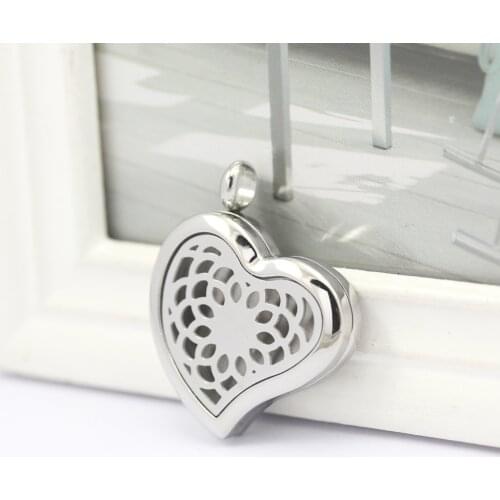 30mm Stainles Steel Hollow Slanting Heart Aromatherapy/Essential Oil Diffuser Perfume Locket Pendant (Without Chain)