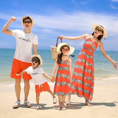 Mommy and Me Plus Size Dresses Mother and Daughter Matching Clothes Beach Family Look T-shirts Daddy and Son Baby Tee Shirt Pant