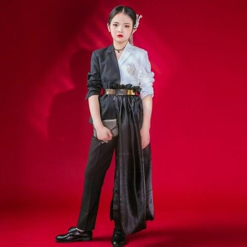 2021Black and White Jazz Suit Black Tailing Girls Jazz Gold Belt Fashion Jazz Dancing Show Hip Hop stage Outfit Kids XS1130