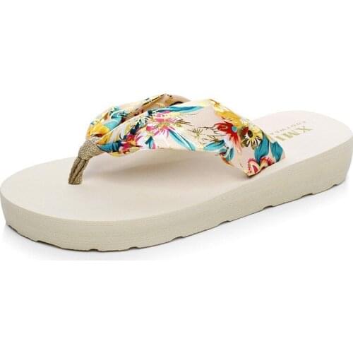 Summer Fashion Womens Slippers Soft Bottom Non-Slip Massage Bathroom Flip Flops Comfortable Female Sandals Beach Casual Shoes