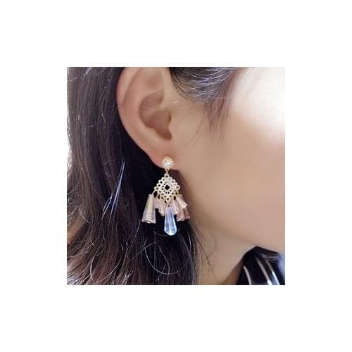 Hot Sale Pink Crystal Tassel Stud Earrings Fashion Personality Fine Metal Hollow Rhombus Long Earrings For Women Wholesale
