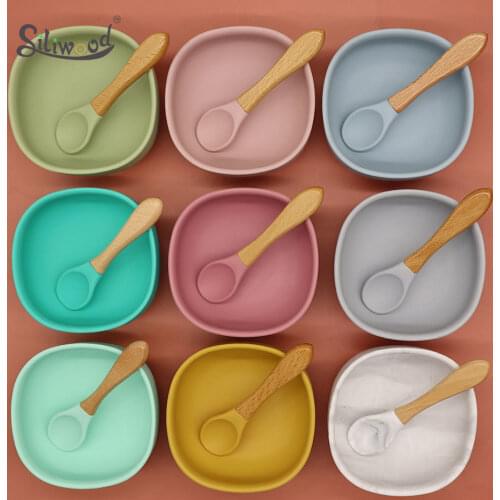 1set Silicone Baby Feeding Bowl Set Baby Learning Dishes Suction Bowl Set Wood Spoon Baby Bowl Tableware Waterproof Baby Plate