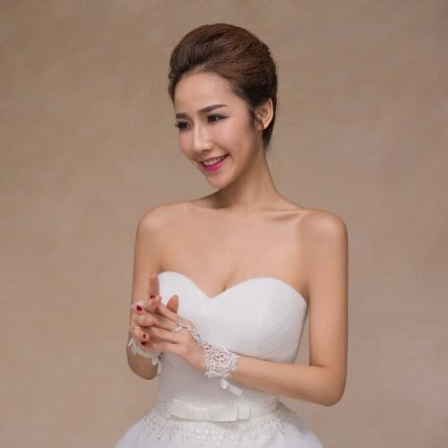 Wedding Gloves Cheap Bridal Gloves Wrist Length For Bride Beaded Crystal Fingerless Bridal Accessories ST013