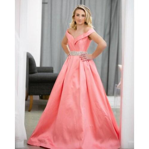 2021 Long Satin Beaded Off Shoulder Prom Dresses Sleeveless Zipper Back Aline Formal Evening Party Gowns Robe De Soiree