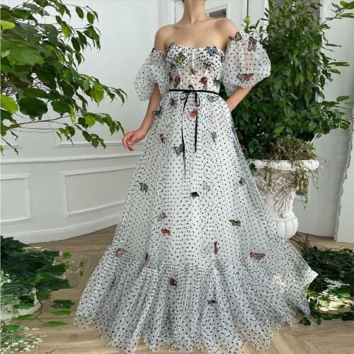 Elegant Homecoming Dresses Off The Shoulder Puff Sleeve Butterfly Appliques Spot Tulle A-Line Women Party Graduation Gowns