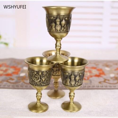 Retro wine glass European palace style high-end home luxury restaurant hotel high-end club decoration white wine glass