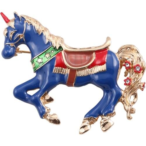 2021 Fashion Costume Jewelry New Trend Gold Plated Cute Enamel Pin Metal Crystal Lucky Horse Brooches For Women Men GIft