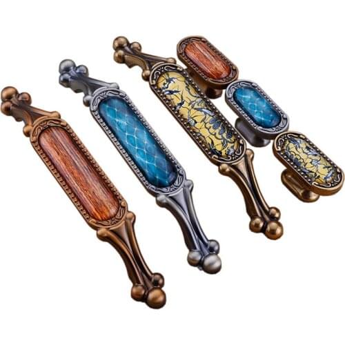 Luxury Vintage Furniture Handle Elegant Bronze Kitchen Cabinet Knobs and Handles Wardrobe Cupboard Door Handle Drawer Pulls