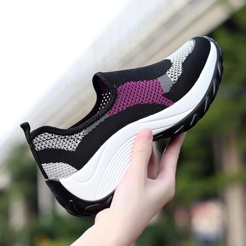Stuccco Women's Slip-ons