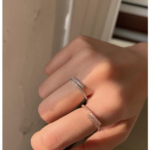 New Fashion Starry Net Celebrity Small Plane Cold Wind Index Finger Joints Zircon Ring For Women Jewelry Party Gifts SAR312