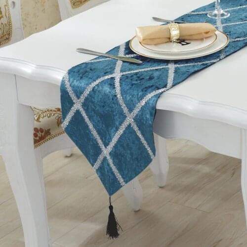 New Luxury Table Runner with Tassels table runner Classical Retro Black and White Red Tea Table Cloth Fashion Table Cloth table
