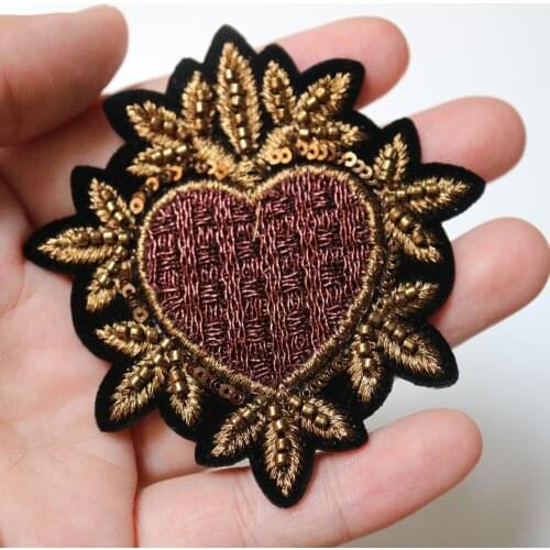Sewing heart beaded appliques patches for clothing DIY sew on rhinestone patch Embroidery parches bordados para ropa