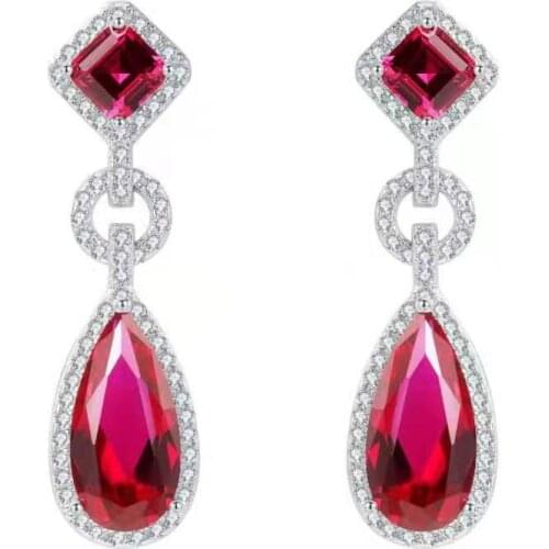 Simple, Stylish And Classic Banquet And Party Gift Earrings Inset With Red Crystal