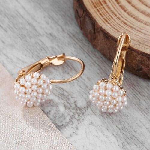 1 Pair New Fashion Jewelry Women Lady Elegant Pearl Beads Ear Stud Earrings for Women Wedding Jewerly Christmas Jewelry 2021