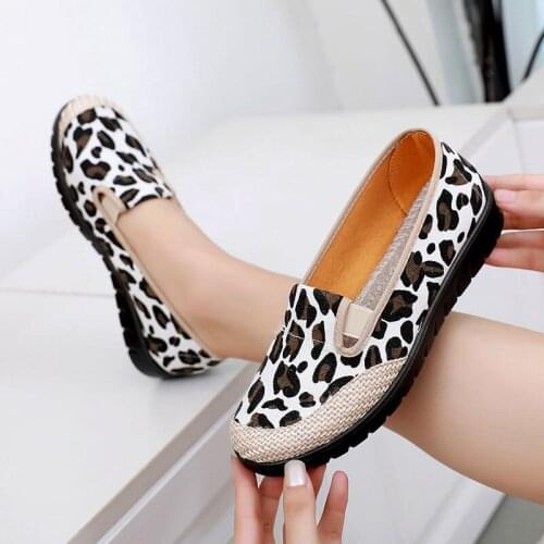 Flat Bottom Breathable Single Shoes Middle-aged and Elderly Mothers Shoes Soft Bottom Non-slip Casual Peas Womens Shoes