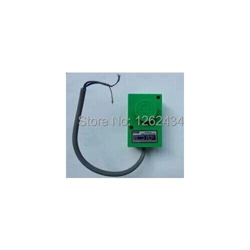 WJK WJK-II-2 electronic non-contact proximity switch Green shell 8 mm normally open communication