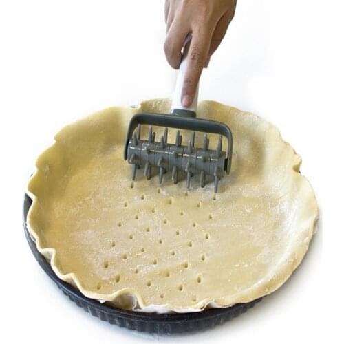 Durable Plastic Bread Needle Pizza Roller Cookies Biscuit Dough Puncher Kitchen Tool Pizza Tools Bakeware Accessories Handmade