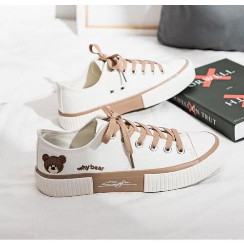 Canvas Shoes Women 2021 Spring Korean Running Shoes Womens Breathable Flat White Shoes Fashion Vulcanized Shoes Woman Sneakers