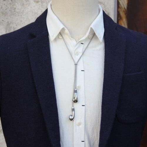 Original designer stainless steel rope and earphone pendant bolo necklace for men personality bolo tie fashion accessory