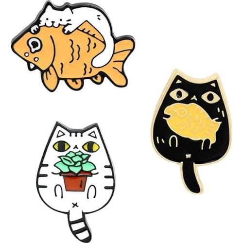 Cat And Fish Lapel Pins Enamel Brooches Anime Badges For Backpack Womens Hijab Pin Decorative Brooch Cute Enamel Badges Jewelry