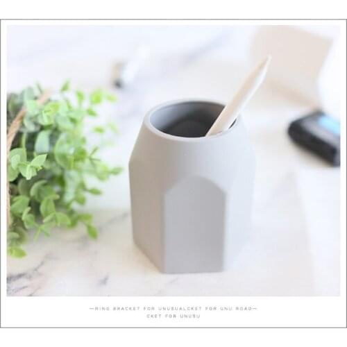 Student office desktop organize simple cute small fresh multi-functional storage stationery apple pencil pen holder J06