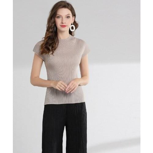 AMYGU Women's Shirts