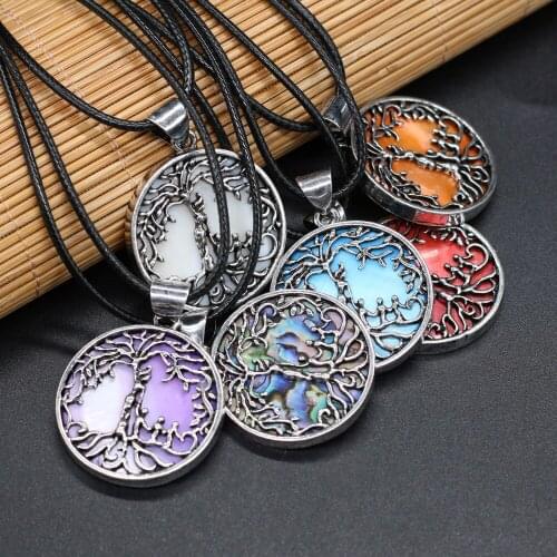 Natural Shell Necklace With Round Pendant Leather Cord 2MM Charms For Elegant Women Love Romantic Gift