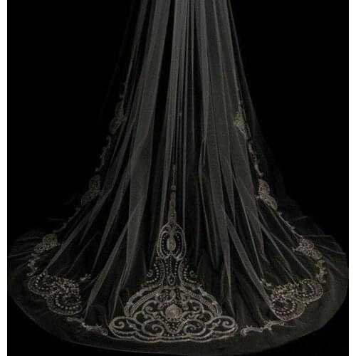 Hot Vintage New Bridal Veils With Lace Applique Edge Sequins Cathedral Length Tulle Custom Made Wedding Veil With Free Comb