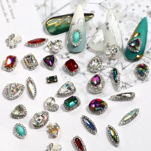 10-piece of Metal Alloy Diamond Rhinestone Pendants Crystal Rhombus Symphony Super Flash Luxury Diamond-studded Nail Decoration