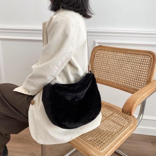 Autumn And Winter Plush Bag Womens 2021 New Fashion Armpit Bag