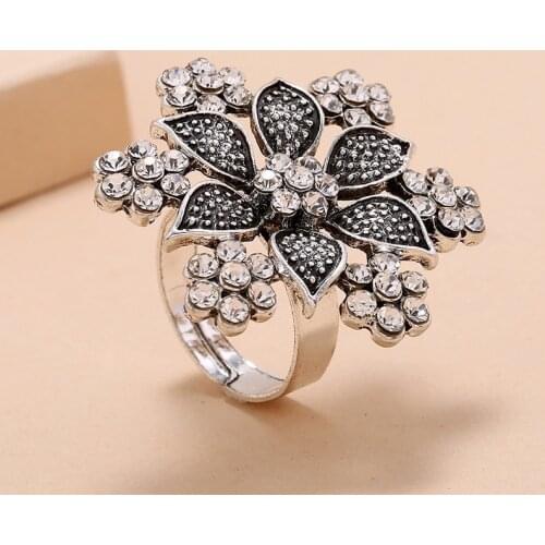 Gypsy Tribal Big Charm Ring Vintage Floral Finger Ring Hip hop Party Indian Jewelry Antique Gold Adjustable Ring for Women Gift