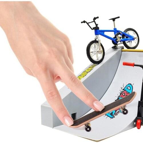 Finger Skate Park Kit Mobile Phone Mini Finger Toy Set Childrens Training Props Children DIY Set Finger Toys Finger Skateboard