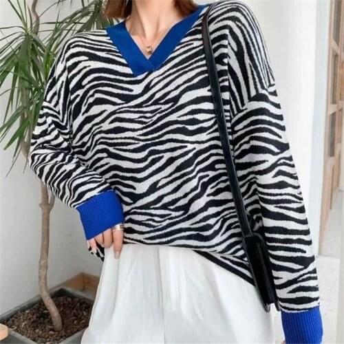 Women 2021 Fashion Zebra Pattern Knitted Sweater Vintage V Neck Lantern Sleeve Female Pullovers Chic Tops