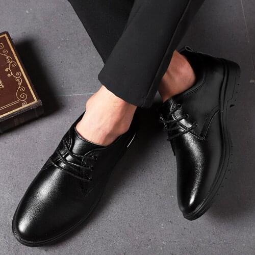 Casual Male Shoe Sapatos Casual Men Shoes Leather Black Zapatillas Hombre Man Fashion Zapatos Cuero For Mens De 2020