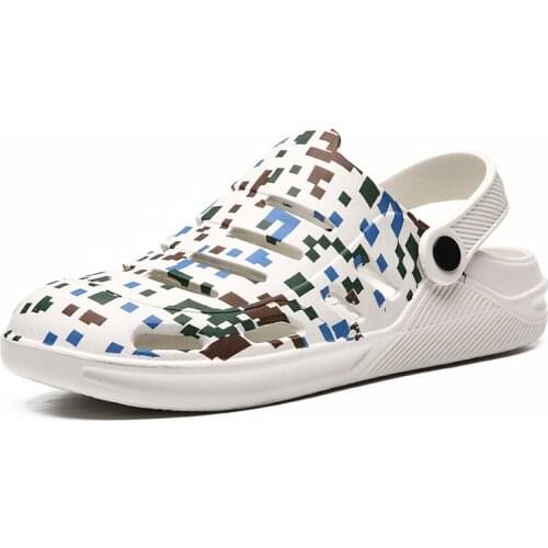 Sandals for Women Men Breathable Beach Shoes Fashion Garden Clog Aqua Shoes Trekking Wading Size 35-45 Sandalias Chaussure Homme