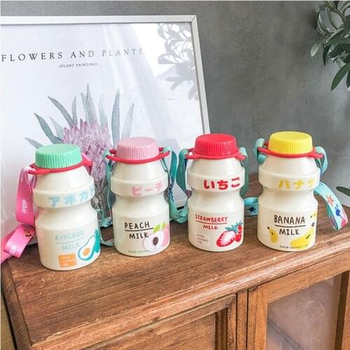 Plastic Water Bottle Tour Outdoor Drinking Bottle With Lid 480ml Yakult Shape Cute Milk Fruit Shaker for Kids Adult Cup