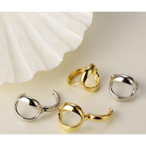 MLKENLY Korean Fashion S925 Sterling Silver Hollow Circle Ear Buckle INS Temperament Glossy Geometric O-Shaped Fine Ear Studs