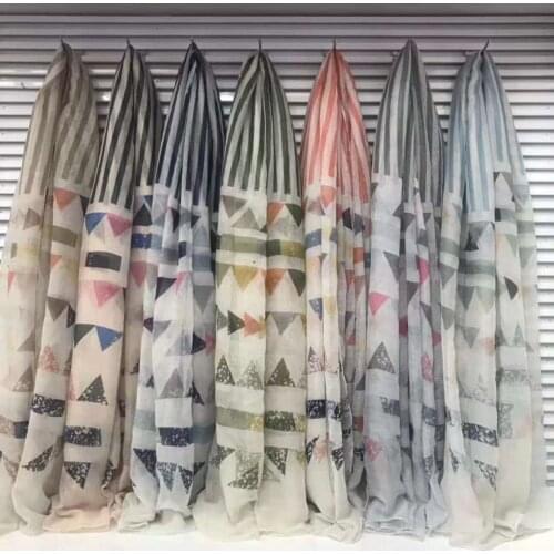 2018 New Triangle Print Scarves Shawls Long Women Soft Geometry Print Scarf Hijab Muffler Wraps Foulard 6 Color Free Shipping