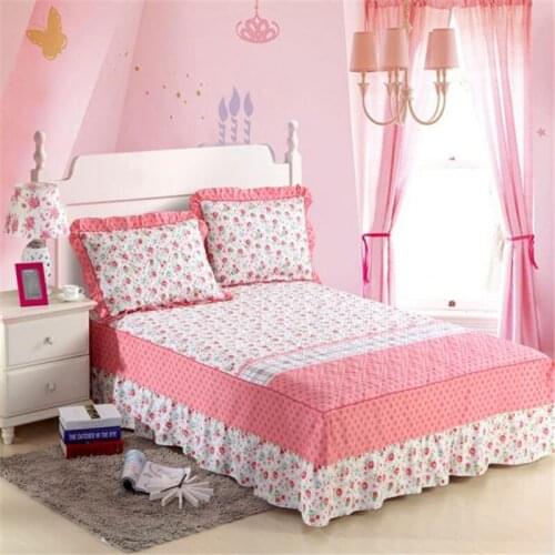 2019 new Cotton quilted pleated lace Bedspread Fitted Sheet Pillowcases Cotton 2/3pcs printing Princess Lace Bedding